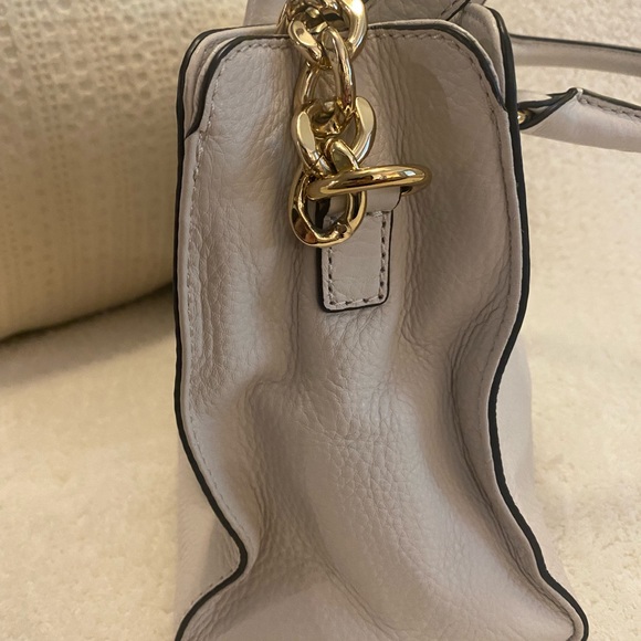 Michael Kors Medium Hamilton Tote-Vanilla - Picture 6 of 9